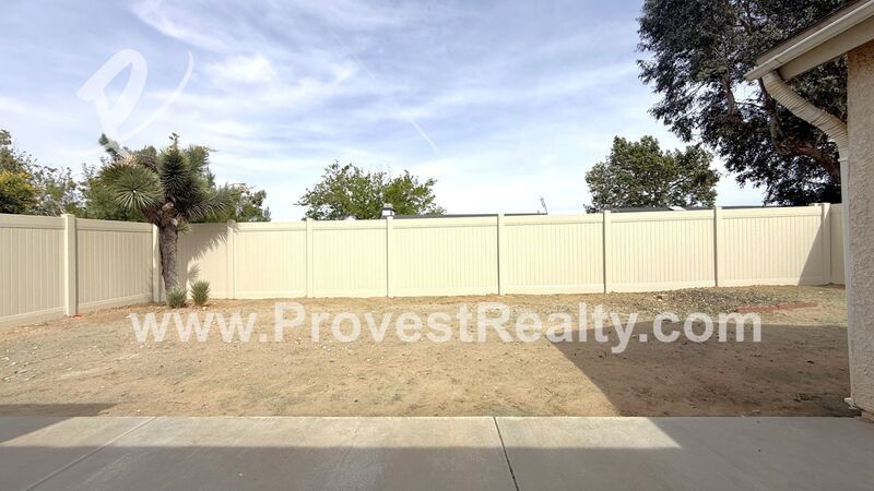 Charming 3 Bedroom, 2 Bathroom Hesperia Home!!! property image