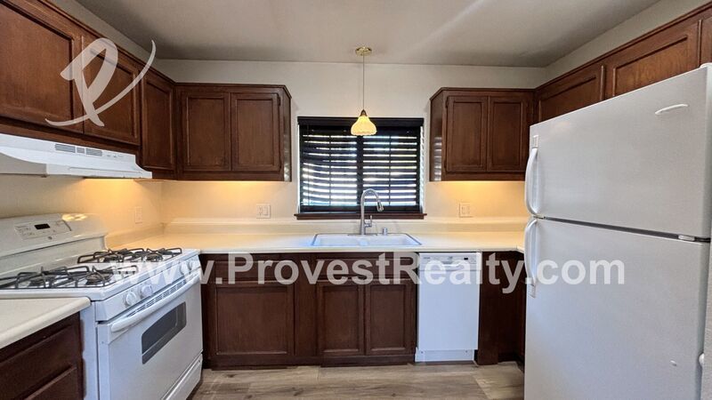 Charming 2 Bedroom, 1.5 Bath Wrightwood Apartment!! property image