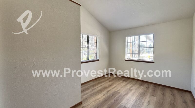 Charming 2 Bedroom, 1.5 Bath Wrightwood Apartment!! property image