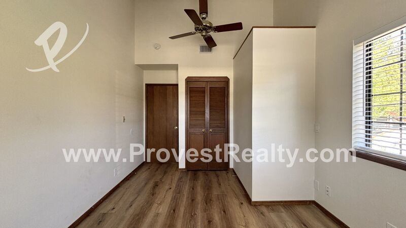 Charming 2 Bedroom, 1.5 Bath Wrightwood Apartment!! property image
