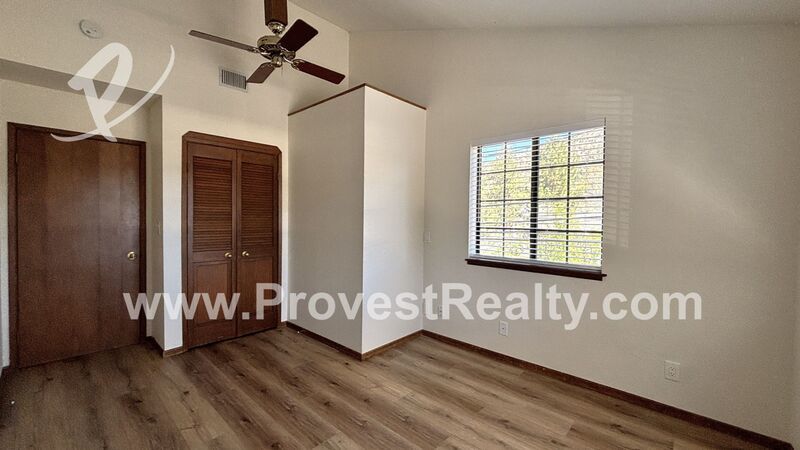 Charming 2 Bedroom, 1.5 Bath Wrightwood Apartment!! property image