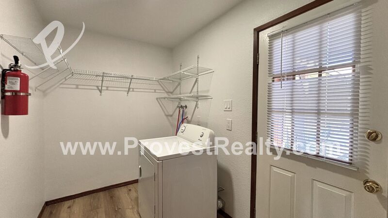 Charming 2 Bedroom, 1.5 Bath Wrightwood Apartment!! property image