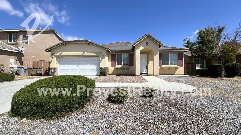 Beautiful 4 Bed, 2 Bath Hesperia Home!! property image