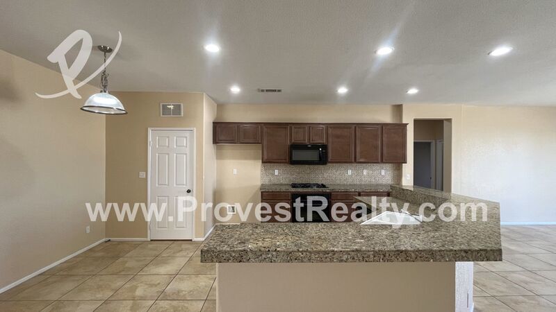 Beautiful 4 Bed, 2 Bath Hesperia Home!! property image