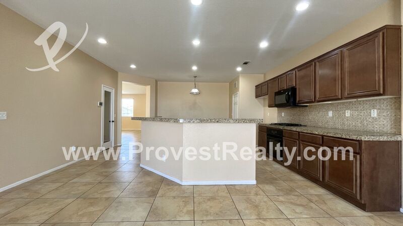 Beautiful 4 Bed, 2 Bath Hesperia Home!! property image