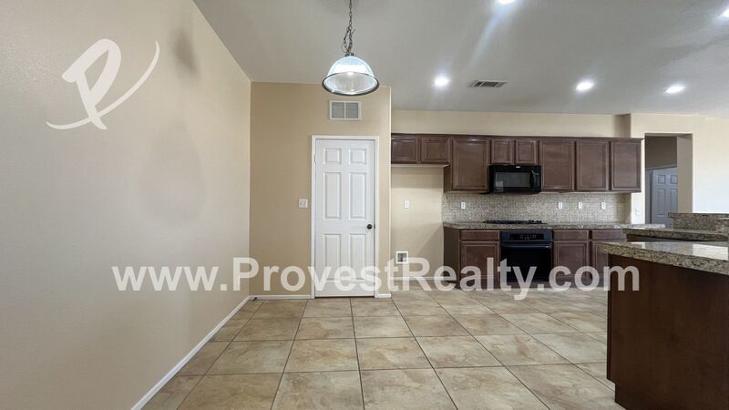 Beautiful 4 Bed, 2 Bath Hesperia Home!! property image