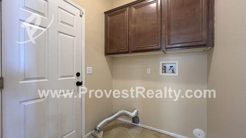 Beautiful 4 Bed, 2 Bath Hesperia Home!! property image