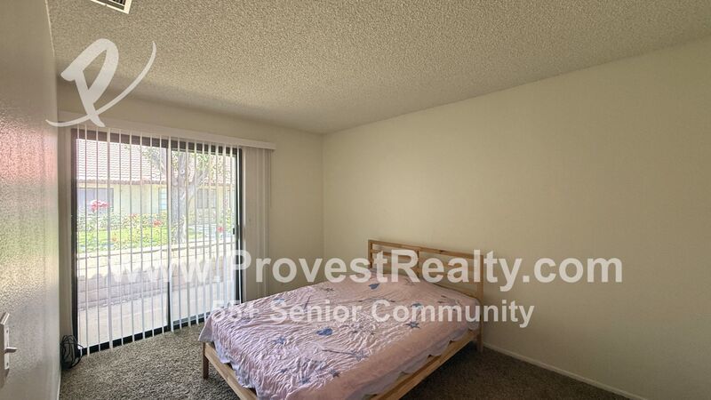 Beautiful 2 Bedroom, 1.5 Bathroom Home in Jess Ranch 55+ Senior Community! property image