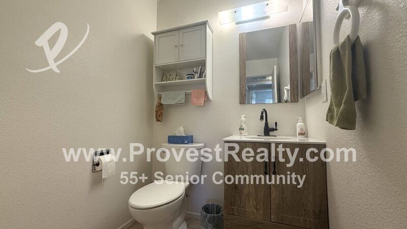 Beautiful 2 Bedroom, 1.5 Bathroom Home in Jess Ranch 55+ Senior Community! property image