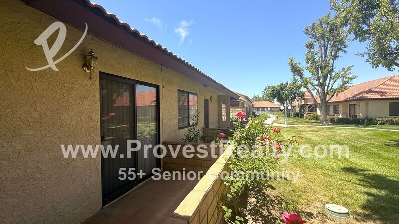 Beautiful 2 Bedroom, 1.5 Bathroom Home in Jess Ranch 55+ Senior Community! property image