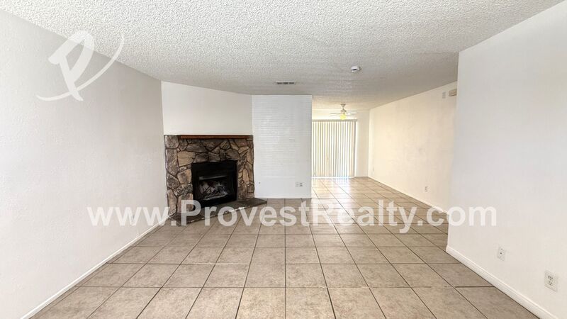 Cozy 2 Bed, 1 Bath Apple Valley Apartment! property image