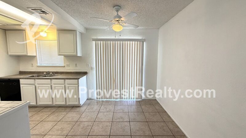 Cozy 2 Bed, 1 Bath Apple Valley Apartment! property image