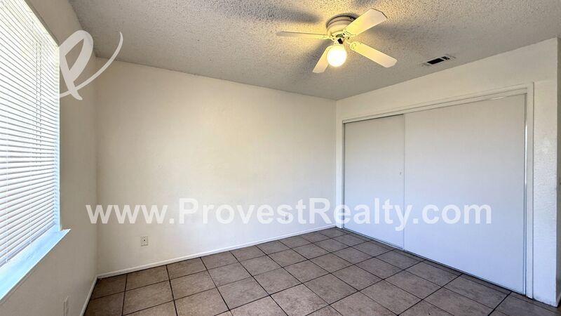 Cozy 2 Bed, 1 Bath Apple Valley Apartment! property image