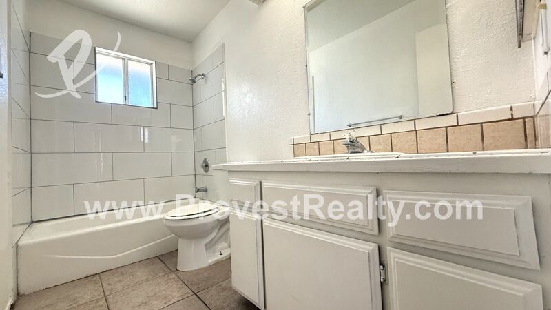 Cozy 2 Bed, 1 Bath Apple Valley Apartment! property image
