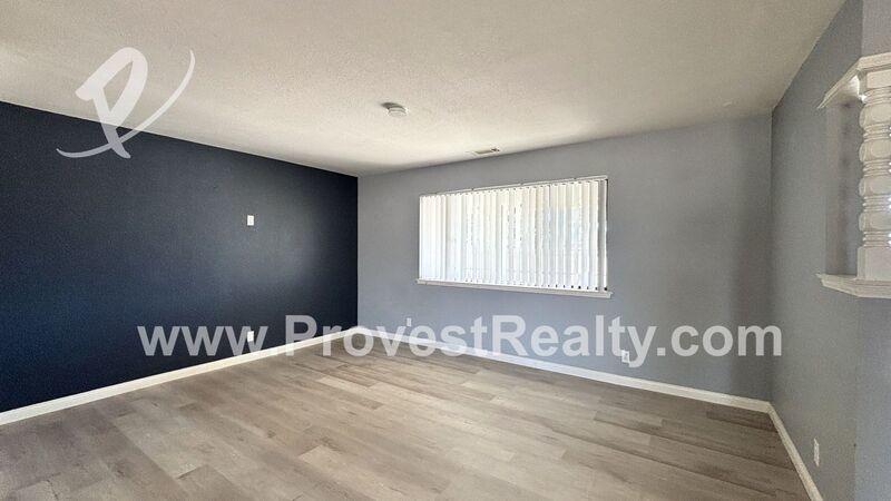Charming 3 Bed, 2 Bath Apple Valley Home w/ Bonus Room!! property image