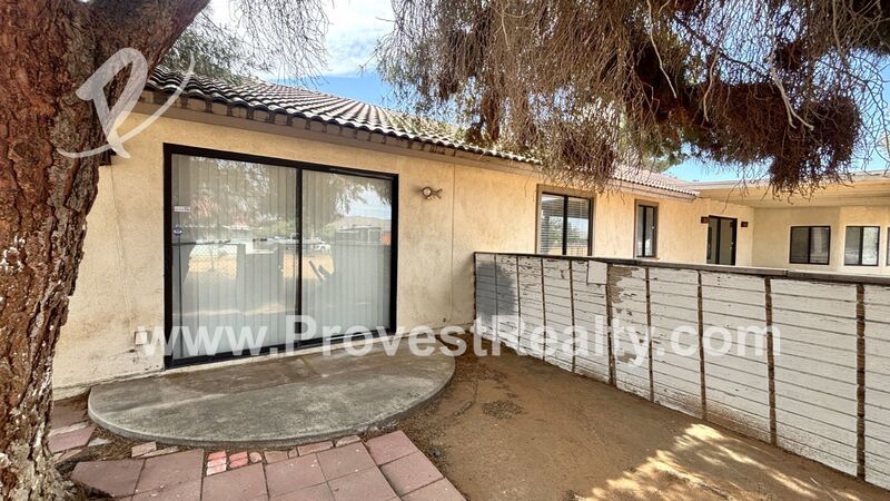 Charming 3 Bed, 2 Bath Apple Valley Home w/ Bonus Room!! property image