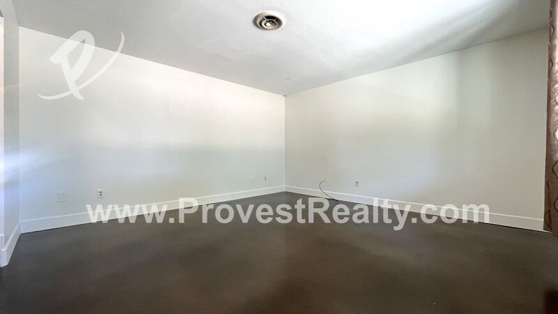 Beautiful 3 Bedroom, 2 Bathroom Hesperia Home with Solar Included!! property image