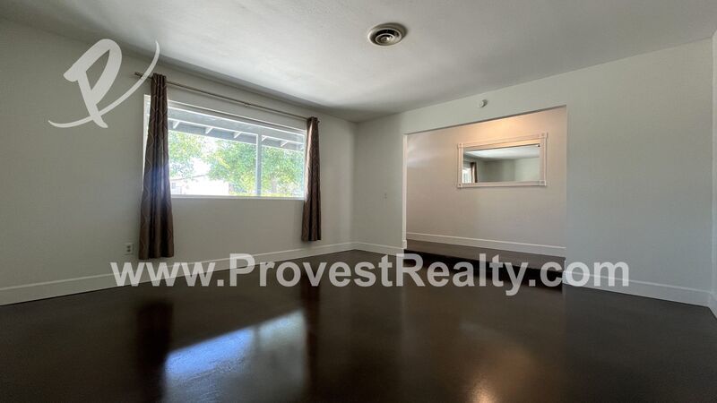 Beautiful 3 Bedroom, 2 Bathroom Hesperia Home with Solar Included!! property image