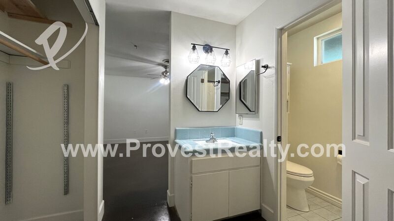 Beautiful 3 Bedroom, 2 Bathroom Hesperia Home with Solar Included!! property image