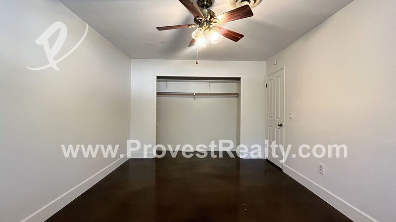 Beautiful 3 Bedroom, 2 Bathroom Hesperia Home with Solar Included!! property image