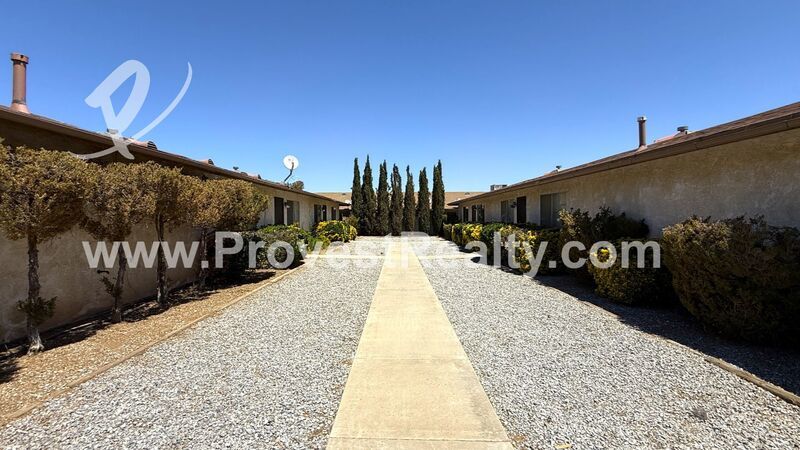 Well Maintained 2-bed, 1-bath Apartment in Apple Valley! property image