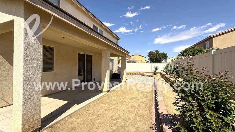 Beautiful 4 Bed, 2.5 Bath Victorville Home!!! property image