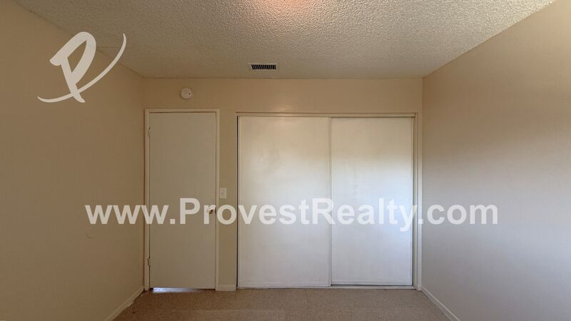 Cozy 2 Bed, 1 Bath Apple Valley Apartment! property image