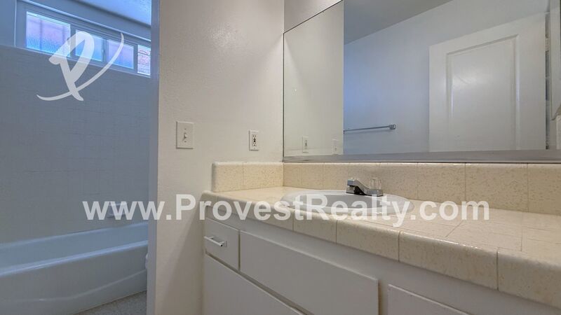 Cozy 2 Bed, 1 Bath Apple Valley Apartment! property image