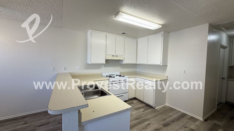 Cozy 1 Bed, 1 Bath Apartment in Apple Valley!! property image
