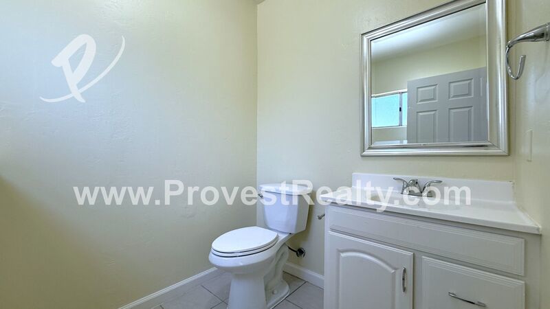 Enchanting 3 Bedroom, 1.5 Bathroom Apple Valley Home!! property image
