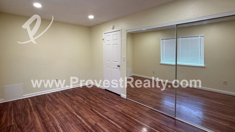 Enchanting 3 Bedroom, 1.5 Bathroom Apple Valley Home!! property image