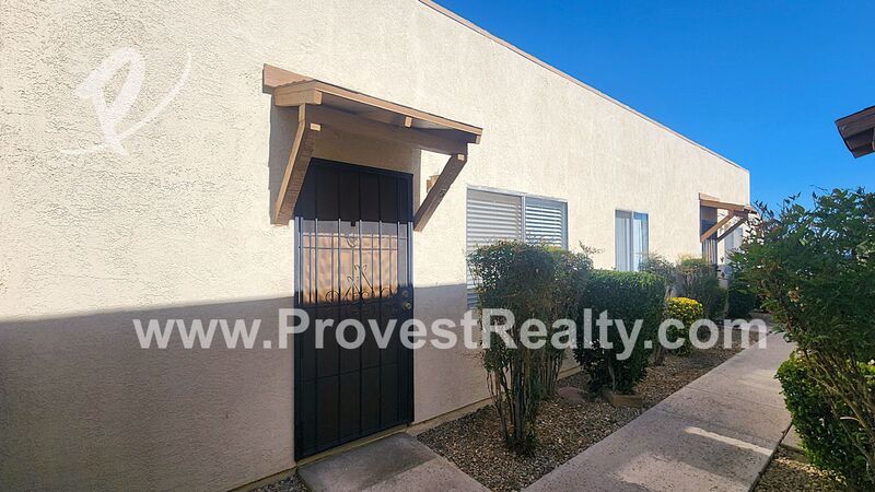 Charming 2 Bed, 2 Bath Apple Valley Apartment!!! property image