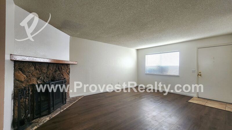 Charming 2 Bed, 2 Bath Apple Valley Apartment!!! property image