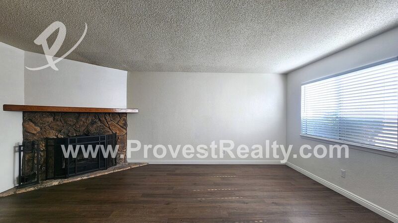 Charming 2 Bed, 2 Bath Apple Valley Apartment!!! property image