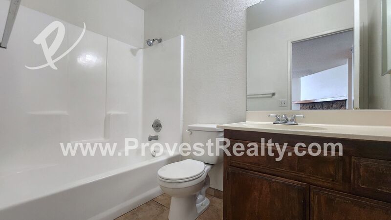Charming 2 Bed, 2 Bath Apple Valley Apartment!!! property image