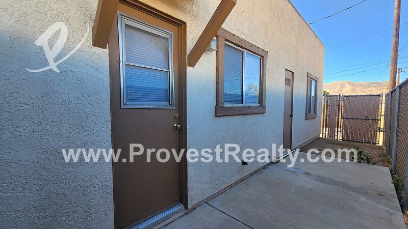 Charming 2 Bed, 2 Bath Apple Valley Apartment!!! property image