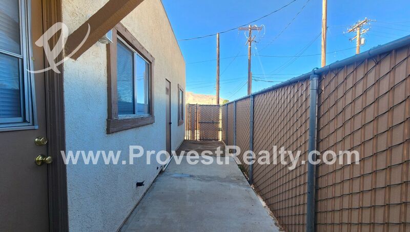 Charming 2 Bed, 2 Bath Apple Valley Apartment!!! property image
