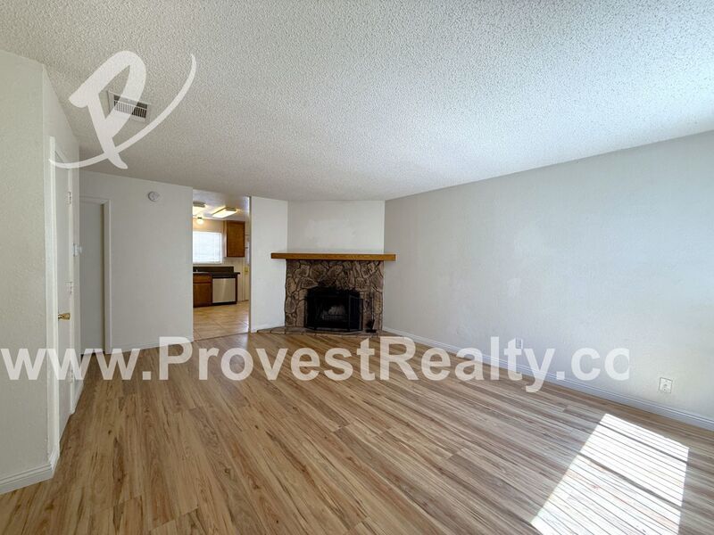 Cozy 2 Bed, 2 Bath Apple Valley Apartment!!! property image
