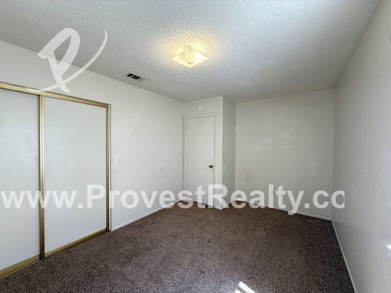 Cozy 2 Bed, 2 Bath Apple Valley Apartment!!! property image