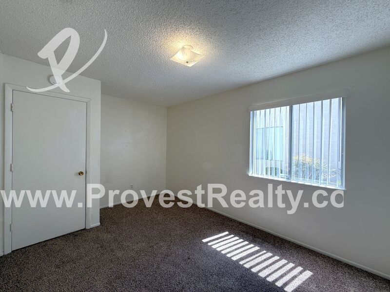 Cozy 2 Bed, 2 Bath Apple Valley Apartment!!! property image