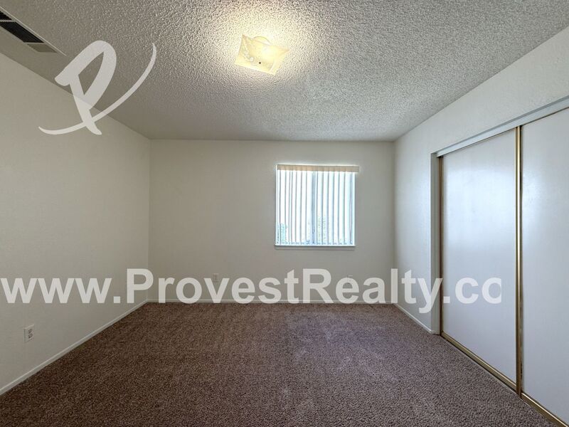 Cozy 2 Bed, 2 Bath Apple Valley Apartment!!! property image