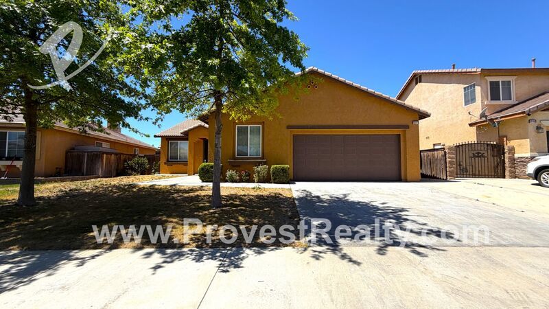 Stunning 5 Bedroom, 3 Bathroom, Single-Story Hesperia Home!! property image
