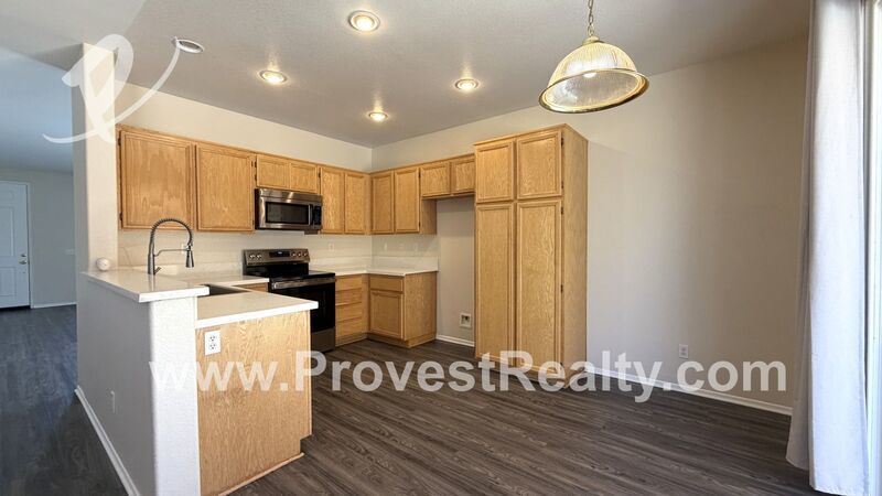 Stunning 5 Bedroom, 3 Bathroom, Single-Story Hesperia Home!! property image