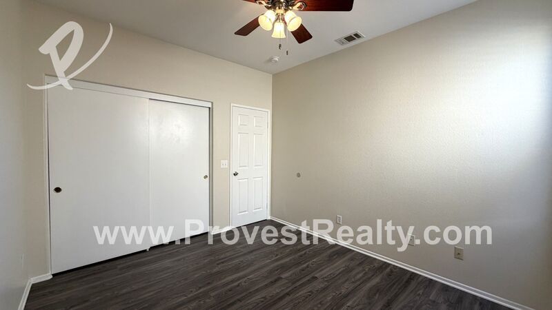 Stunning 5 Bedroom, 3 Bathroom, Single-Story Hesperia Home!! property image
