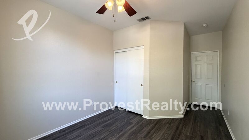 Stunning 5 Bedroom, 3 Bathroom, Single-Story Hesperia Home!! property image