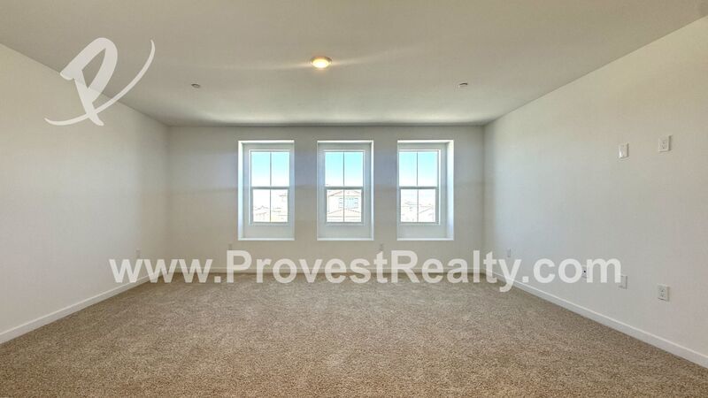 Stunning, New Build 4 Bed, 3 Bath Hesperia Home w SOLAR!!! property image