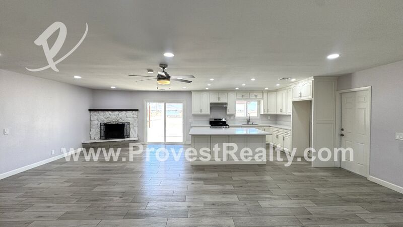 Beautiful 3 Bed 2 Bath Apple Valley Home! property image