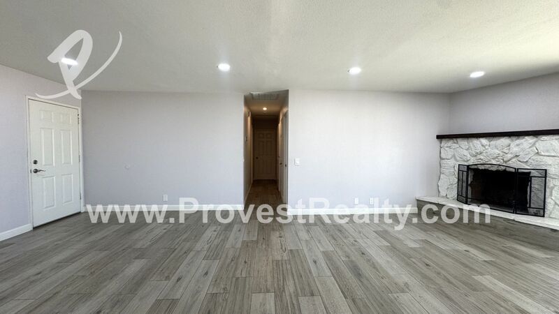 Beautiful 3 Bed 2 Bath Apple Valley Home! property image