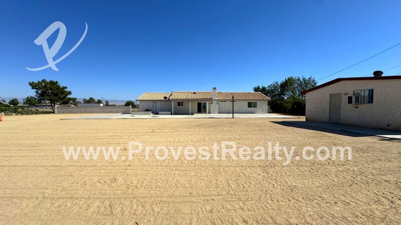 Beautiful 3 Bed 2 Bath Apple Valley Home! property image