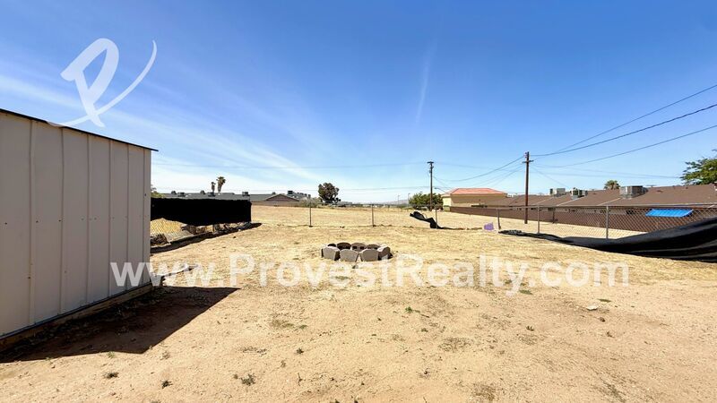 2 Bedroom, 1 Bathroom Hesperia Apartment!!! property image